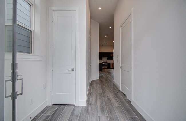 Photo - 8930 Spring Knoll Forest Dr