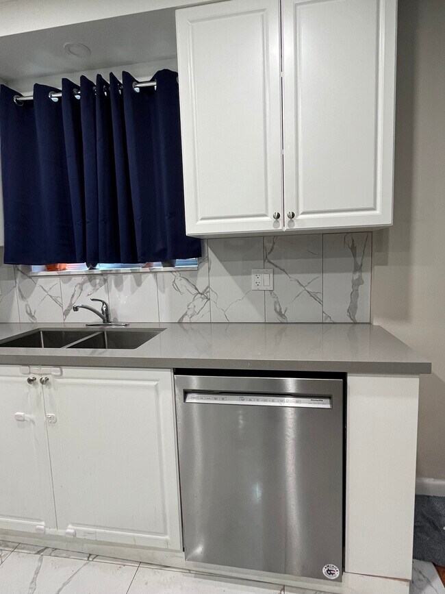 Photo - Luxury unit just renovated to current cond... Unit 1