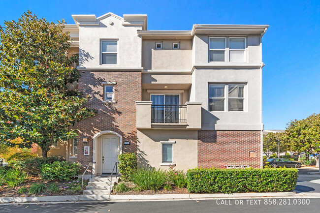 Photo - 1226 Elfin Forest Rd W Townhome