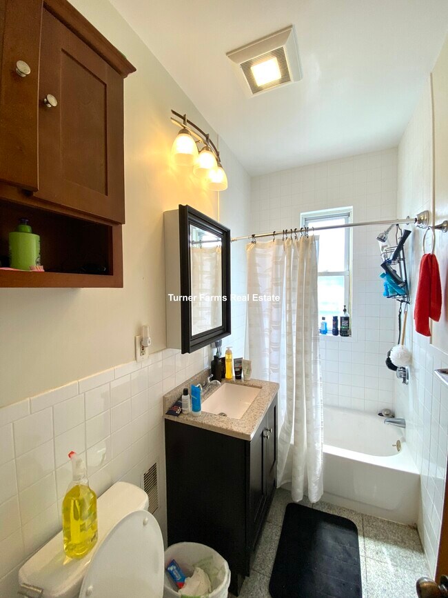 Photo - 190 Highland St Unit 2