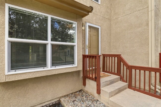 1949 Bristlecone Dr
