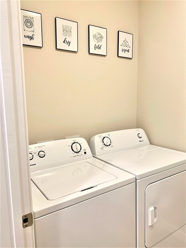 Washer and Dryer included!