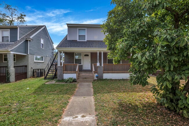 Photo - 1745 Sullivant Ave