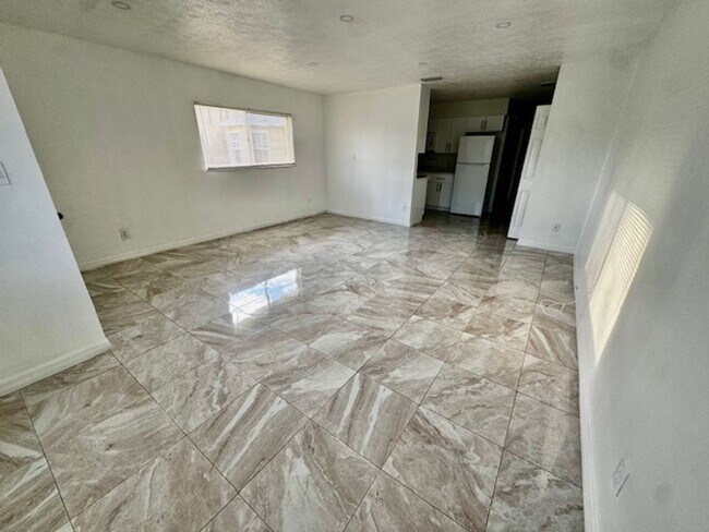 1245 SE 8th St