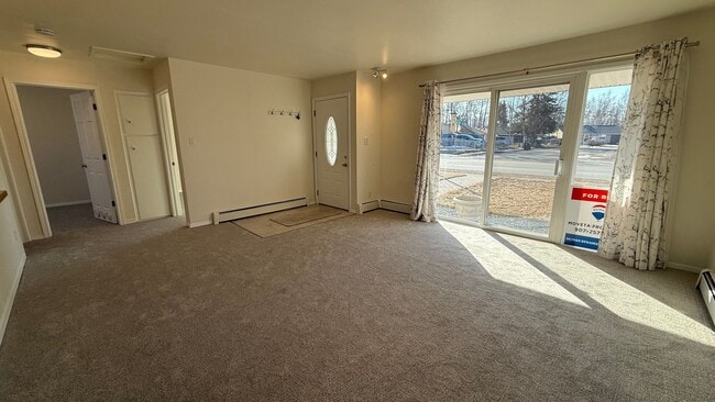 Photo - 2 Bedroom w/Garage in AIRPORT HEIGHTS! All utilities Included!