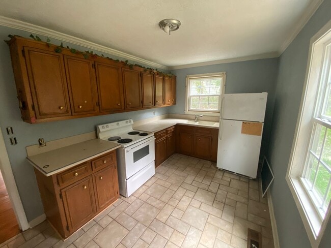 Photo - 2Br Hardwoods