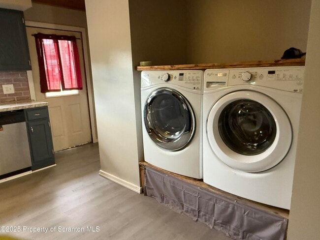 Photo - 319 Green St