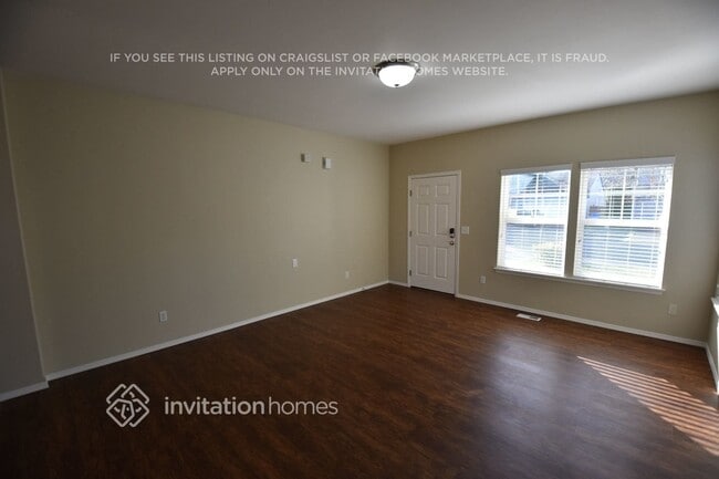 Photo - 2321 171st St E