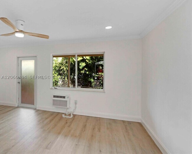 6831 Abbott Ave Unit 3