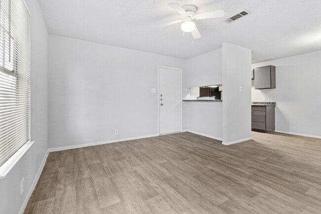 Photo - Arbors Of Taylor