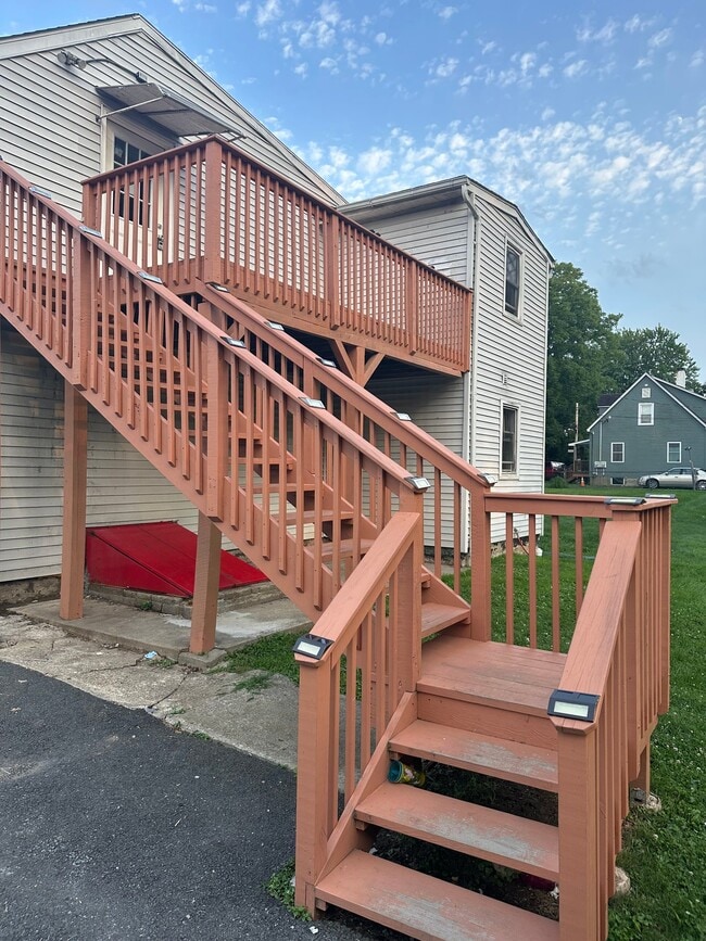 Photo - 657 South St Unit 2