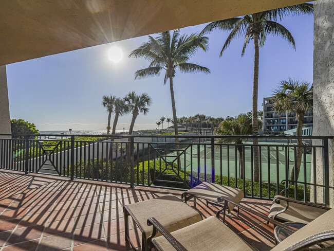 Building Photo - 3939 Ocean Dr Unit # 201B