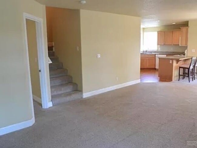 Photo - 3 Bed 2.5 Bath Home in desirable location!