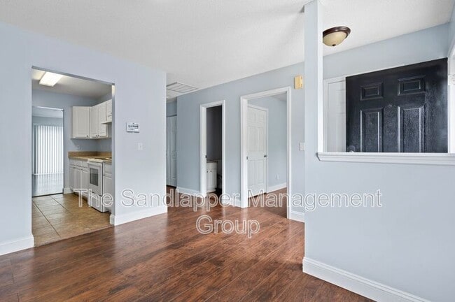Photo - 1320 Pinnacle Ln