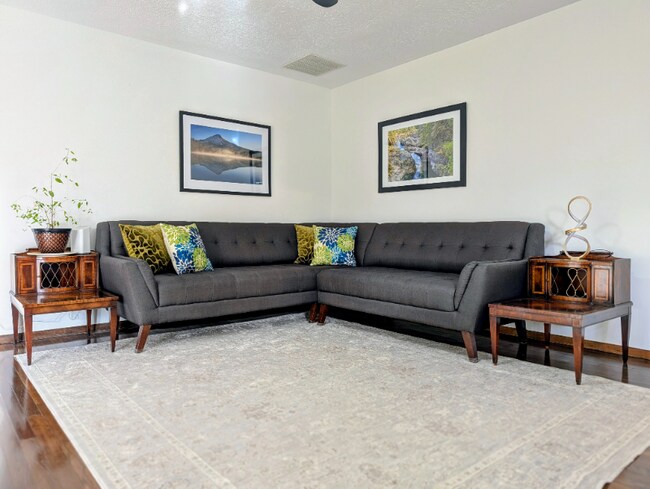 Photo - 99 Sunset Pl