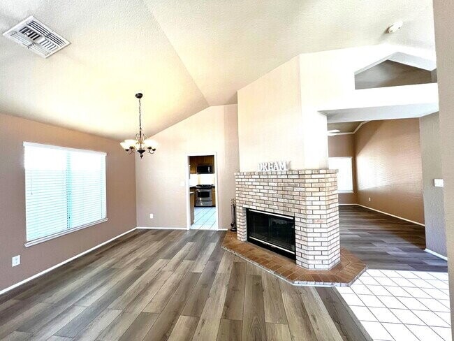 Photo - Spacious 4 Bed / 2 Bath Home with Loft, Fireplace & Beautiful Outdoor Entertaining Area!