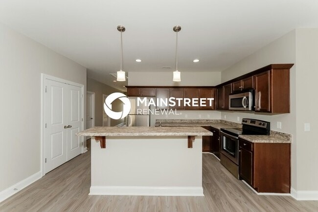 Photo - 4 Bedroom Pet-Friendly Home in Spring Hill, TN with Main Street Renewal