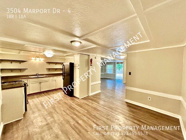 Building Photo - 3504 Marport Dr Unit 4