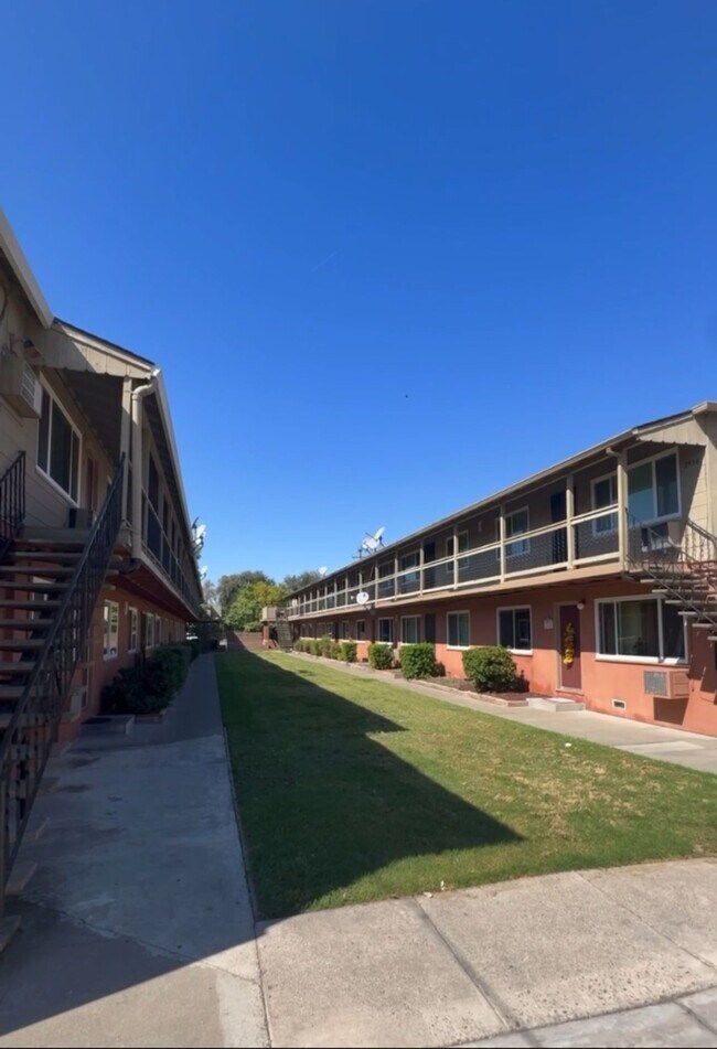 Photo - Alpine Apartments