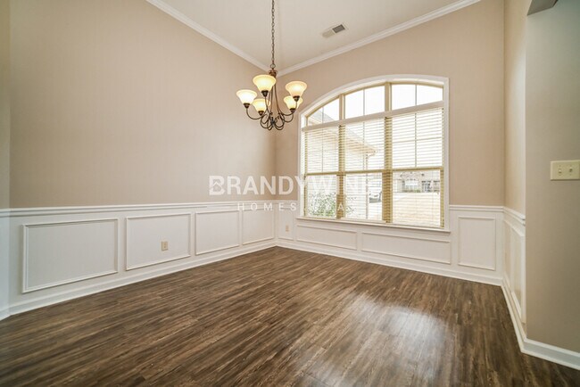 Photo - 254 Forrest Dr