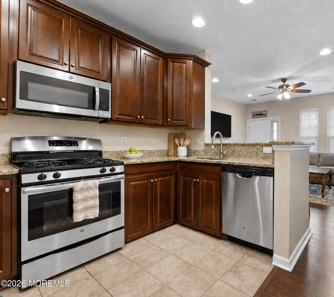 36 Kyle Dr