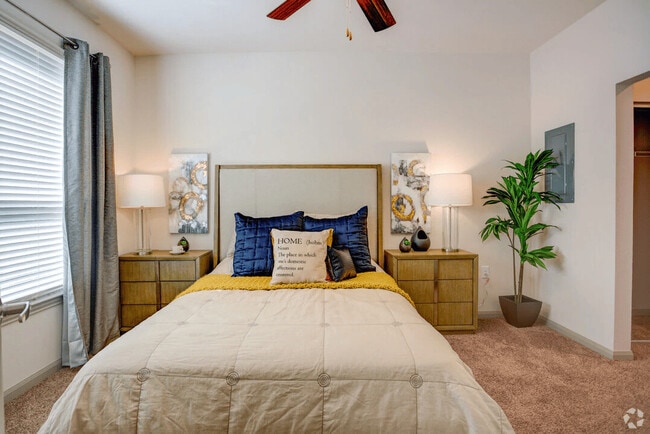 Photo - Live Free for a Month – Your New Home Awaits! Unit AFL