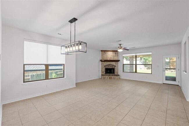 Photo - 176 Crampton Cove