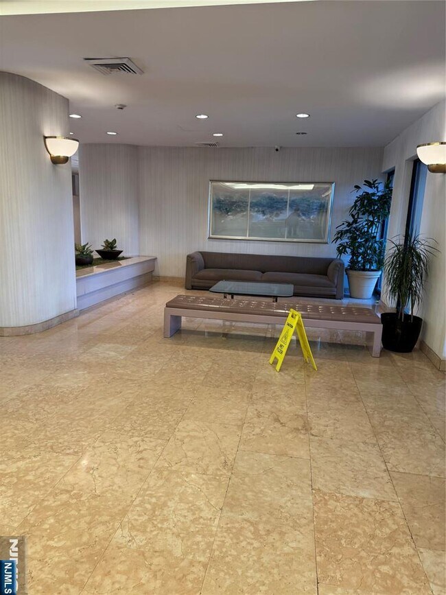 Photo - 200 Winston Dr Unidad 3018