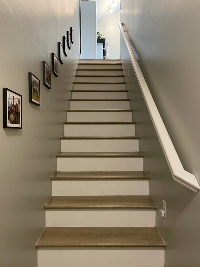 Photo - 2334 N Delaware St Unit B