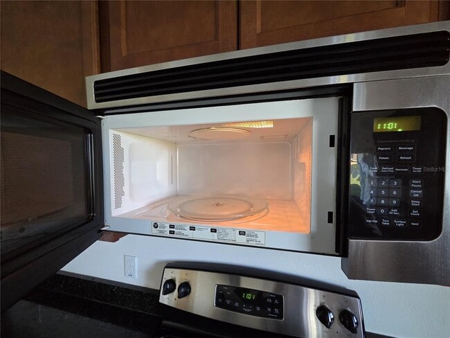 Photo - 2270 Sheboygan Pl