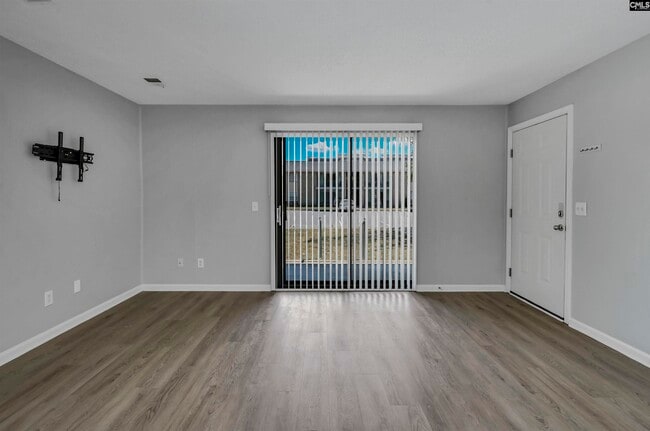 Photo - 331 W Main St