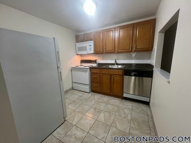 Photo - 90 Gardner St Unit 2B