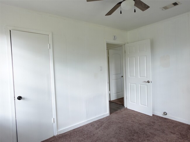 Photo - 8022 Woodlyn Rd