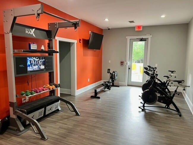 Photo - 2 Bedroom Flat at Woodlands of Clemson
