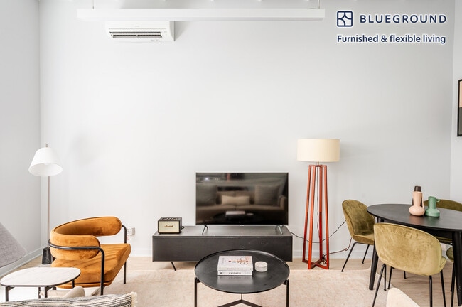 Photo - 188 N Wells St Unit FL2-ID1234