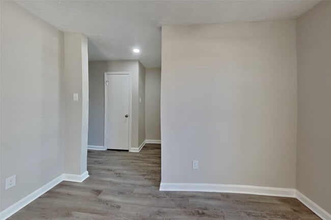 Photo - 2314 Pebbledowne Cir