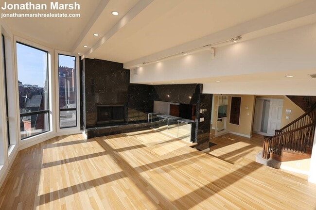 Photo - 113 Beacon St