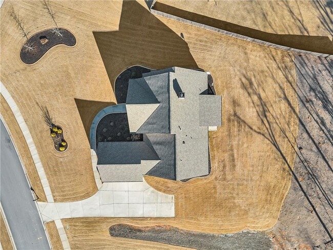 Photo - 212 Blue Point Pkwy