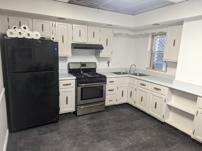 Photo - 300 6th Ave Unit First Floor