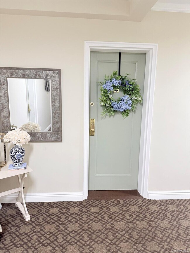 Photo - 1213 E Broadway Unit B12