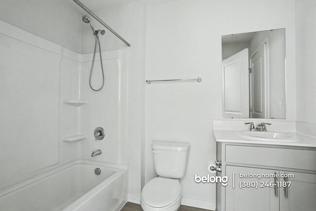 Photo - 1470 Koppel Wy Unit 1