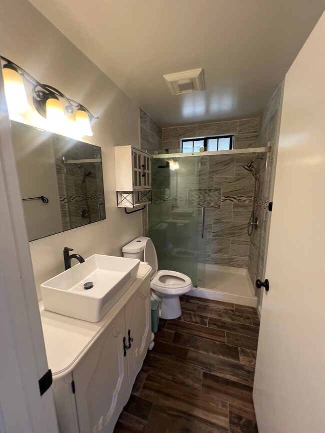 Building Photo - 190 Aromas Rd Unit A