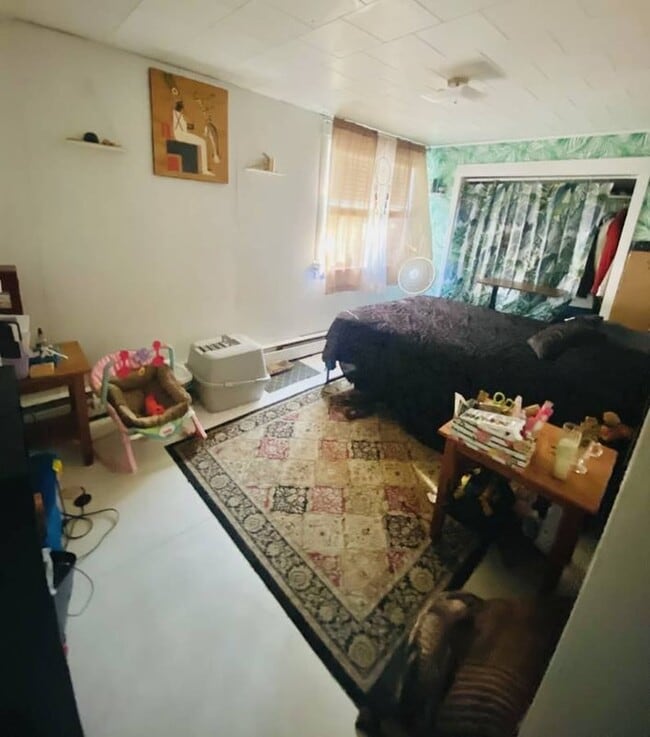 Photo - 71 Ferry Rd Unit Big bedroom