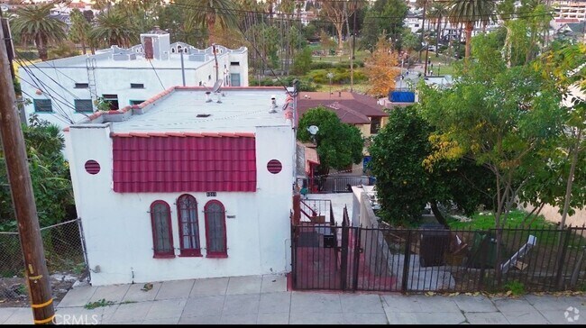 Building Photo - 1011 Laguna Ave Unit 1011 Rental