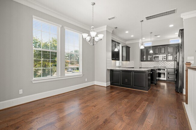 Photo - 6703 Highclere Manor Ln