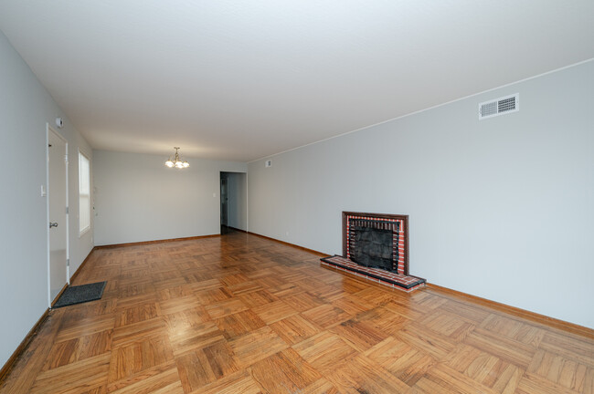Photo - 21 Northridge Dr House