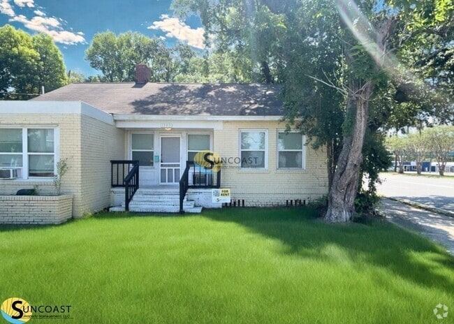 Building Photo - 1143 Old Hickory Rd Rental
