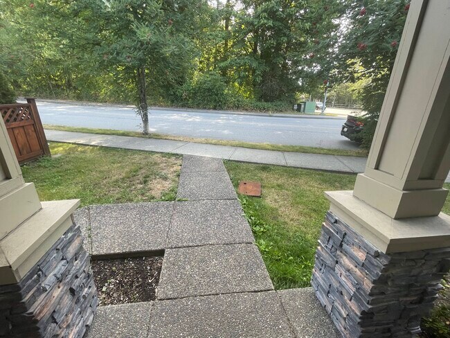 Photo - 23679 Kanaka Wy