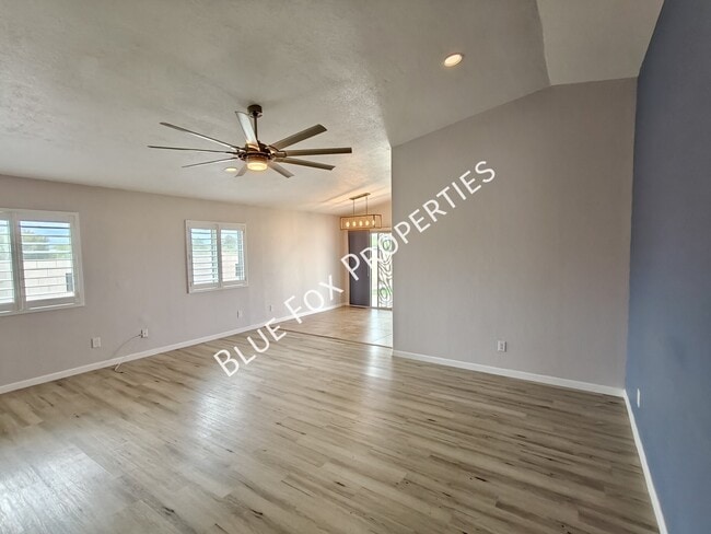 8854 E Citrus Tree Dr