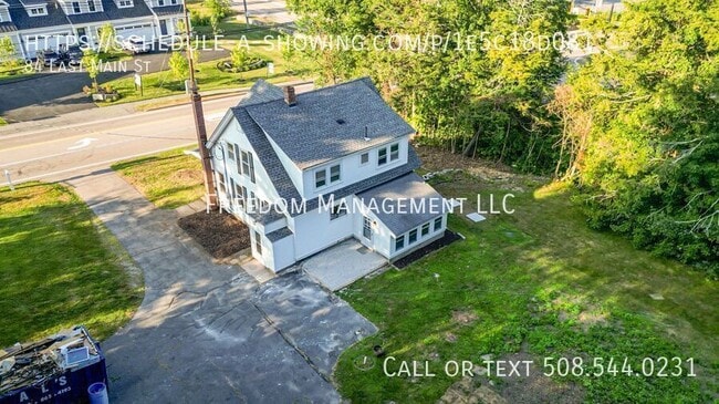 Photo - 84 E Main St